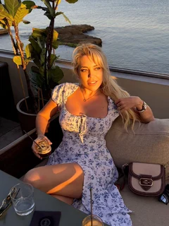 Anastasia escort in London