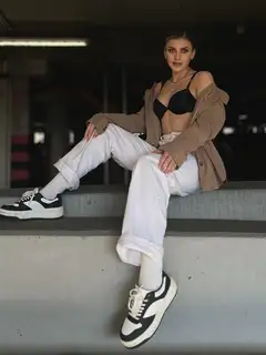 Arabella escort in London