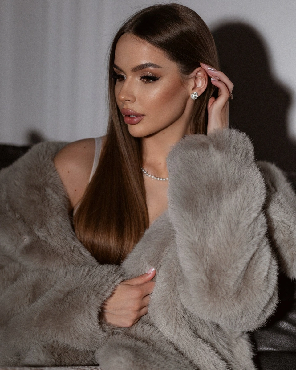 Aurora escort in London