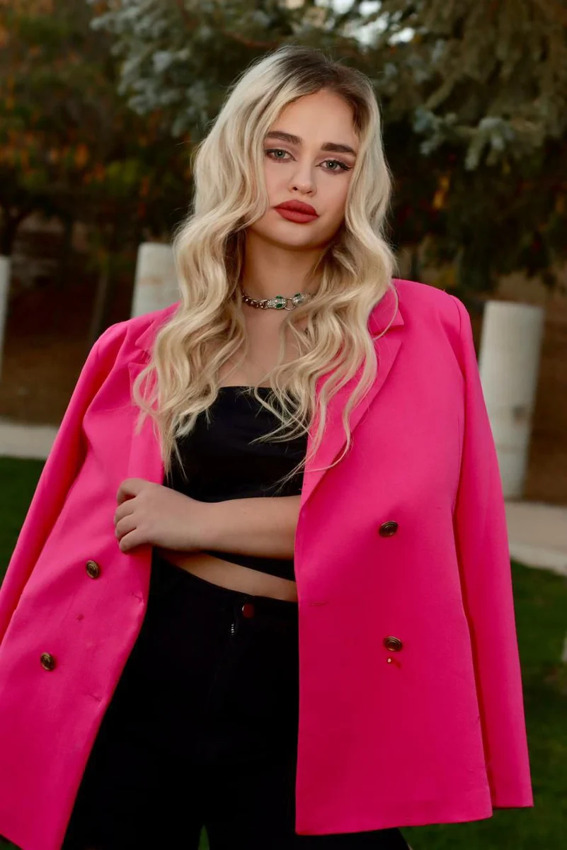 Barbie escort in London