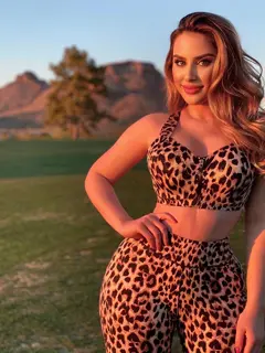 Daisy escort in London