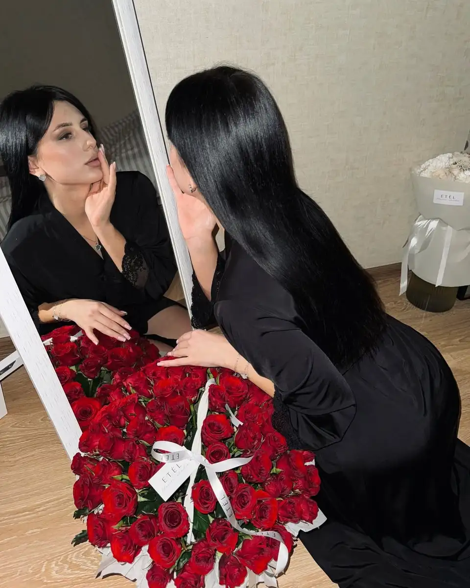 Eva escort in London