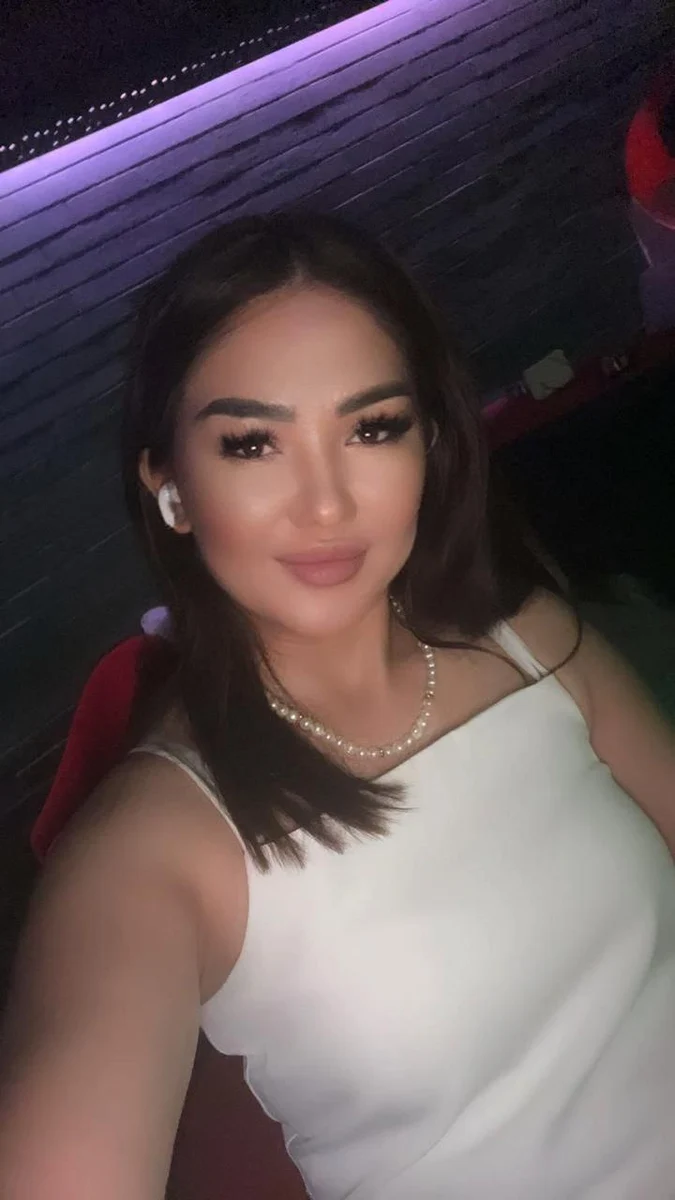 Josephina escort in London