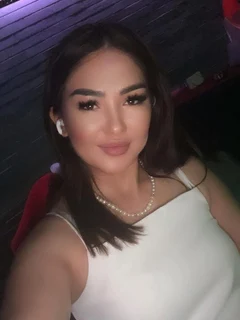 Josephina escort in London