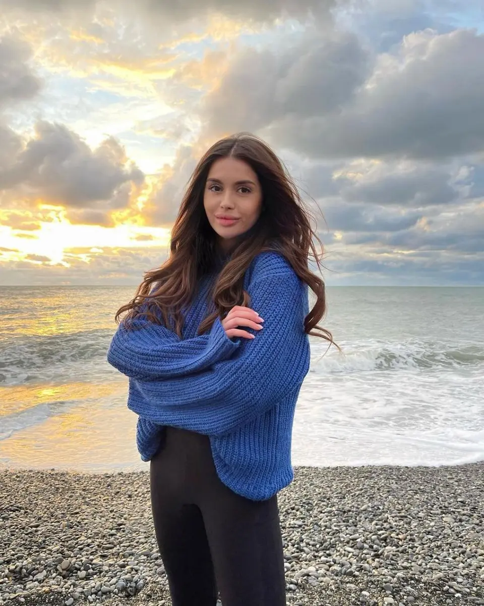 Kayla escort in London