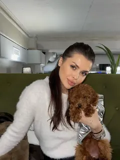 Kayla escort in London