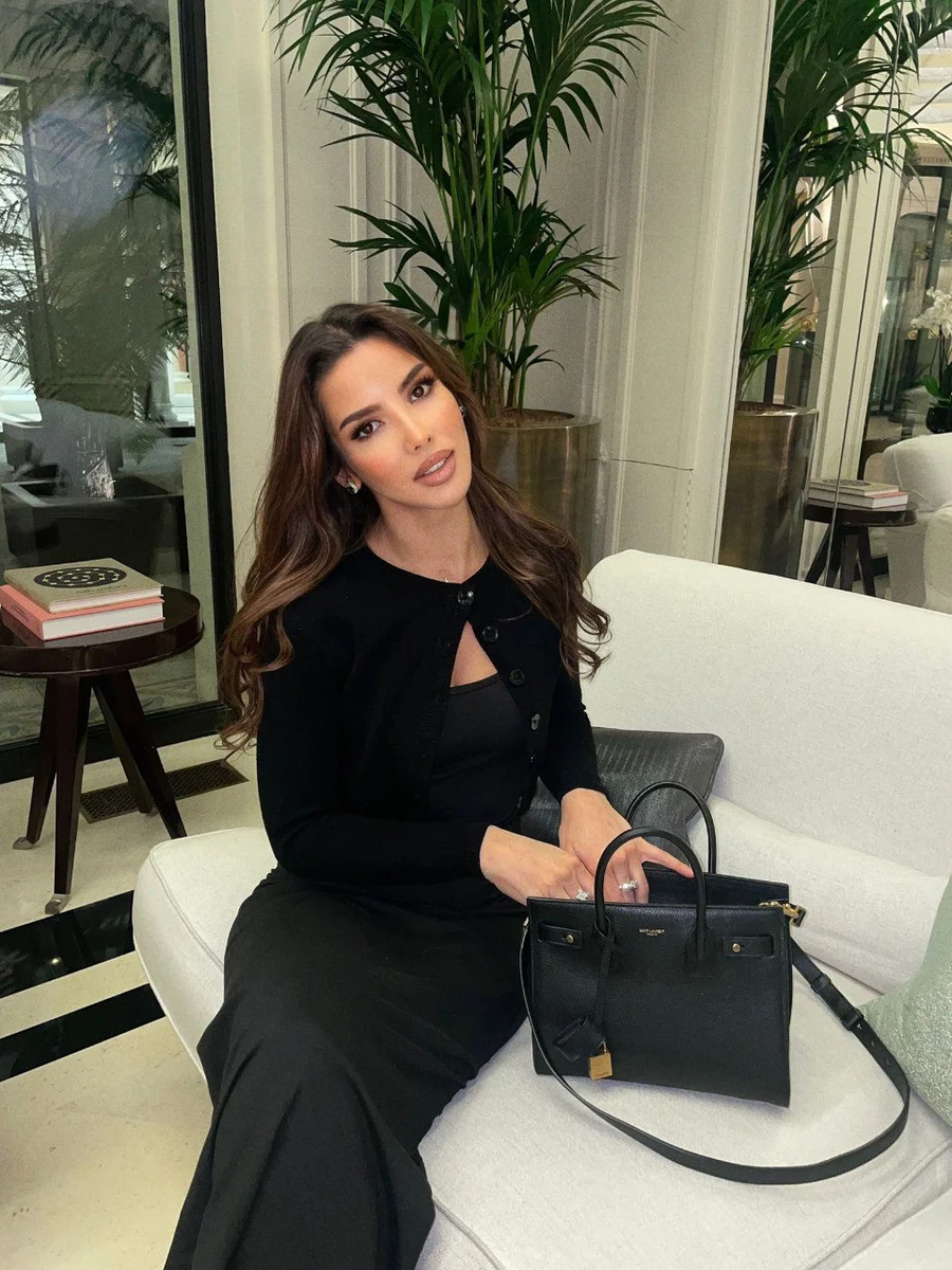 Louisa escort in London