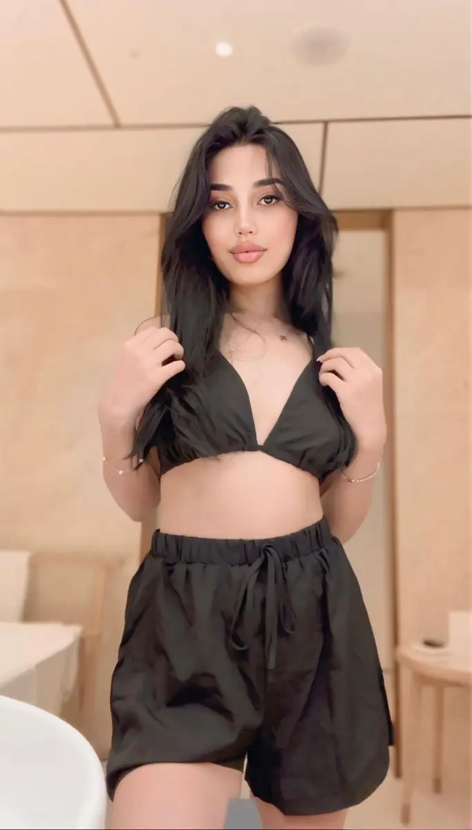 Luiza escort in London