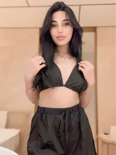 Luiza escort in London