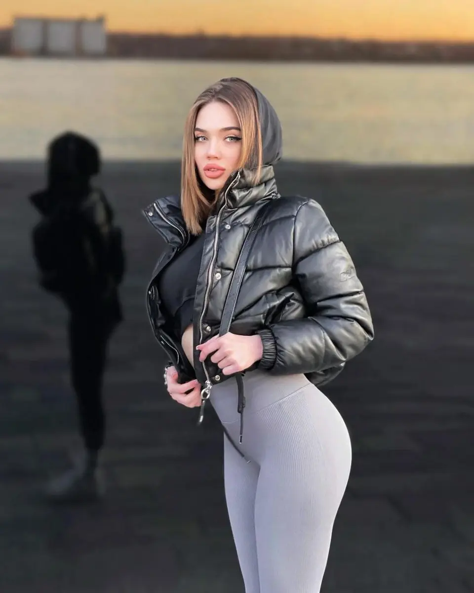 Millie escort in London