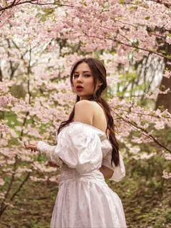 Nadia escort in London