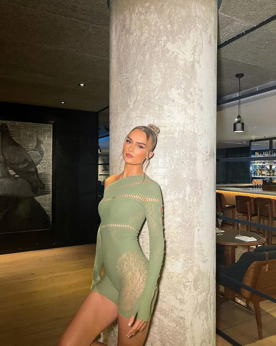 Sasha escort in London